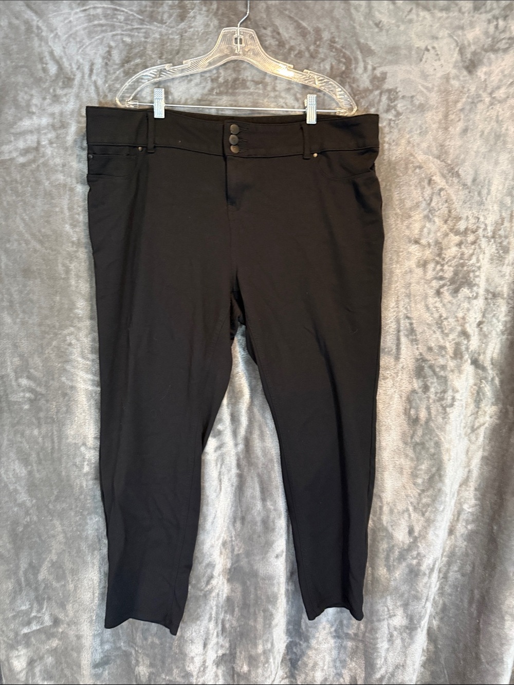 Terra & Sky Black Stretch Pull-On Straight Leg Pants